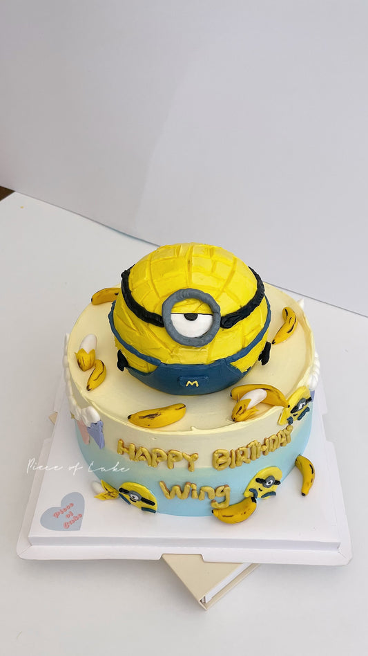 双层小黄人蛋糕