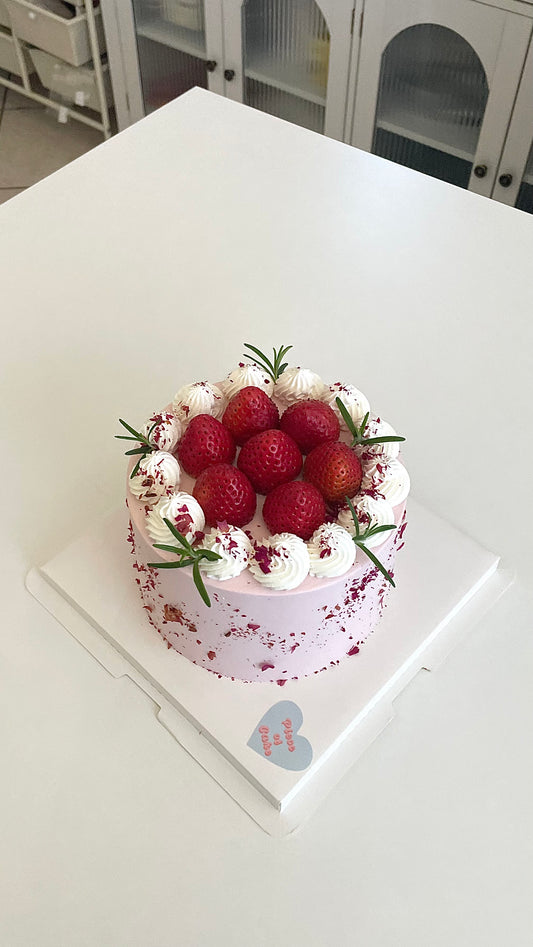 草莓Ins风蛋糕